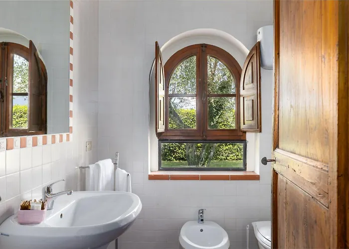 Reale By Posarellivillas